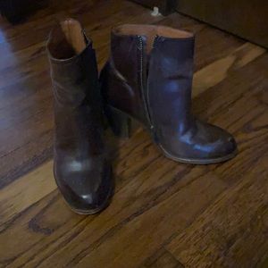 FRYE women’s Jenny Bootie